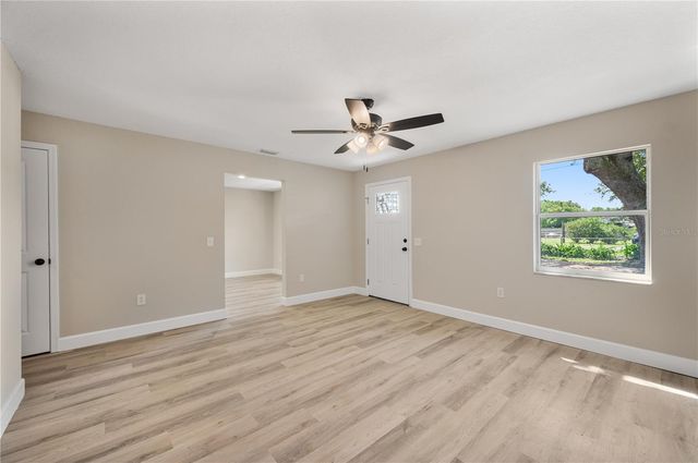 231 WILLOW STREET, Lake Wales, FL 33859
