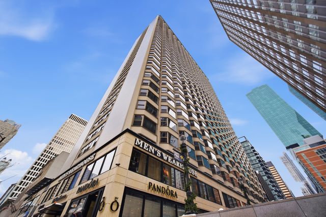 535 N MICHIGAN Avenue 1210, Chicago, IL 60611