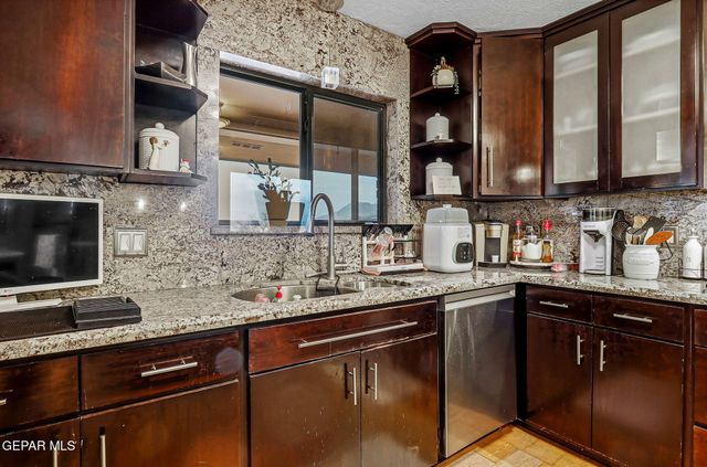 3307 MOONLIGHT Avenue, El Paso, TX 79904