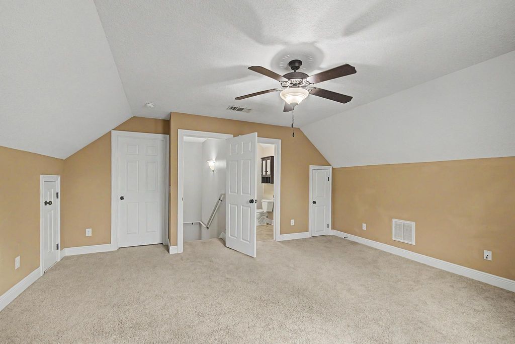 Image 35 of property listing at 7151 Reef Street, Navarre, FL 32566