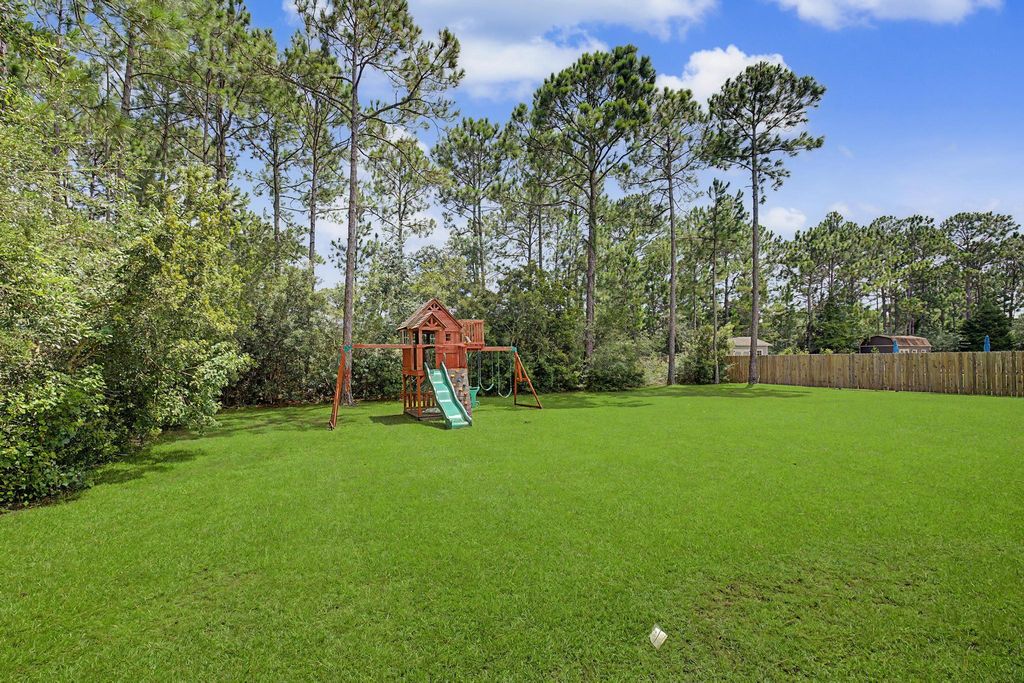 Image 45 of property listing at 7151 Reef Street, Navarre, FL 32566