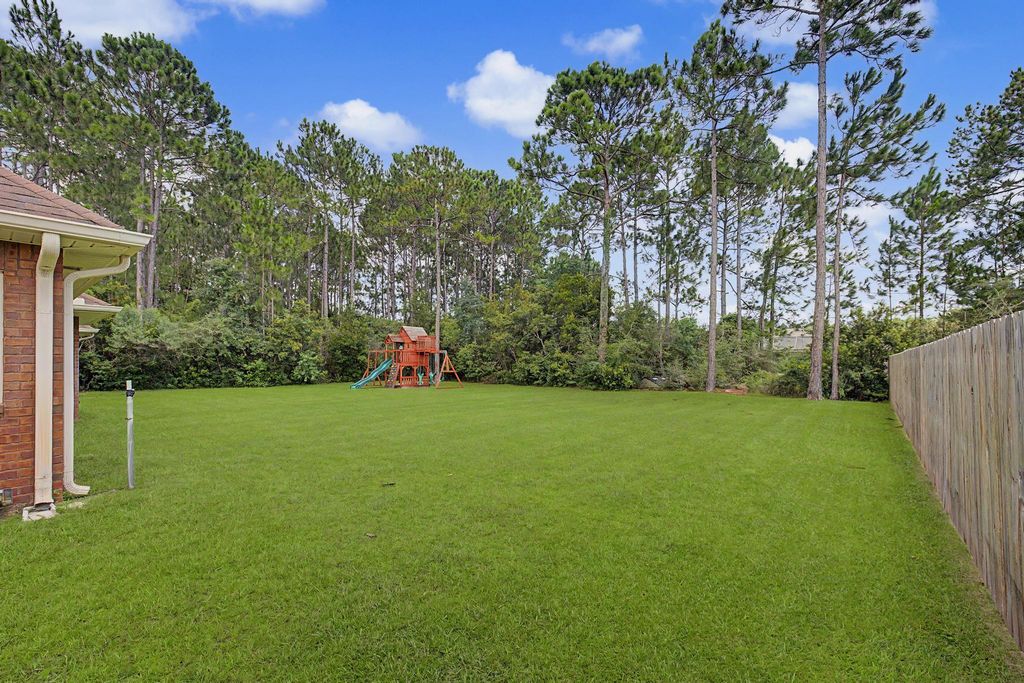 Image 53 of property listing at 7151 Reef Street, Navarre, FL 32566