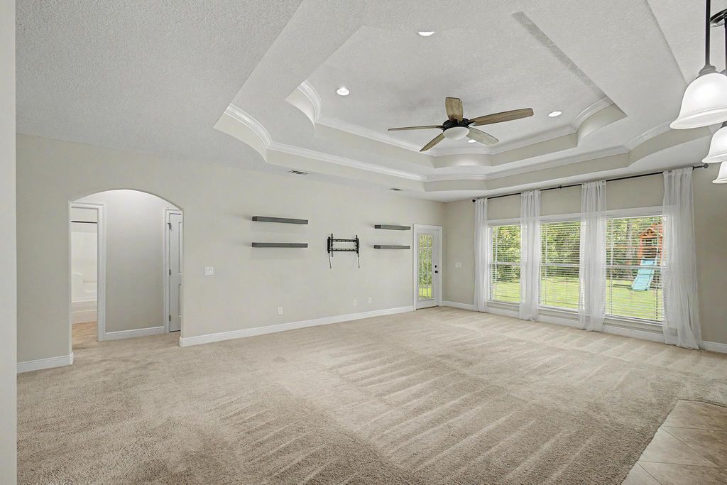 Image 6 of property listing at 7151 Reef Street, Navarre, FL 32566