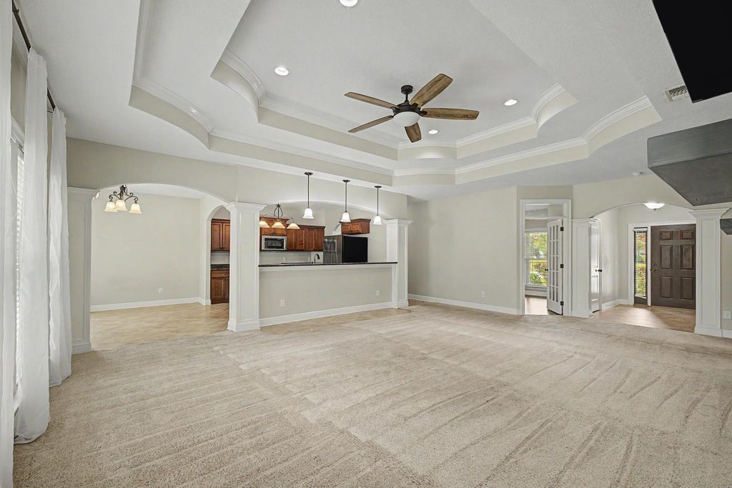 Image 9 of property listing at 7151 Reef Street, Navarre, FL 32566