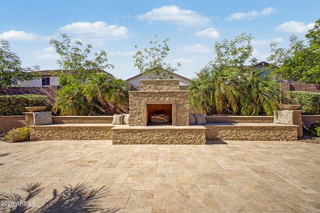 582 W ZION Place, Chandler, AZ 85248