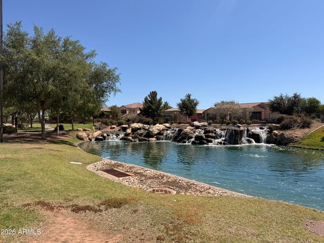 582 W ZION Place, Chandler, AZ 85248