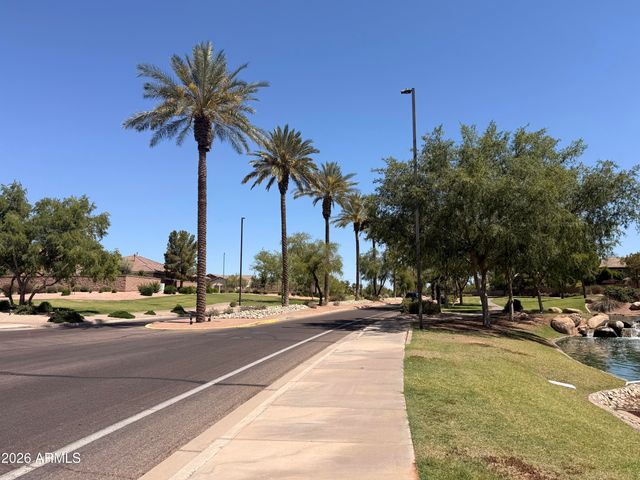 582 W ZION Place, Chandler, AZ 85248