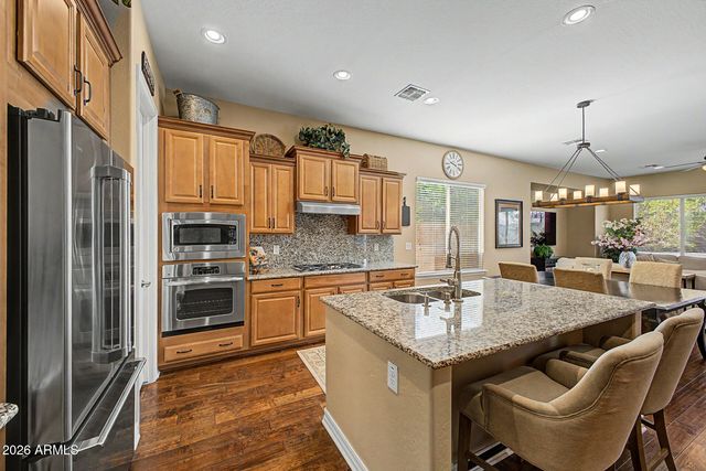 582 W ZION Place, Chandler, AZ 85248