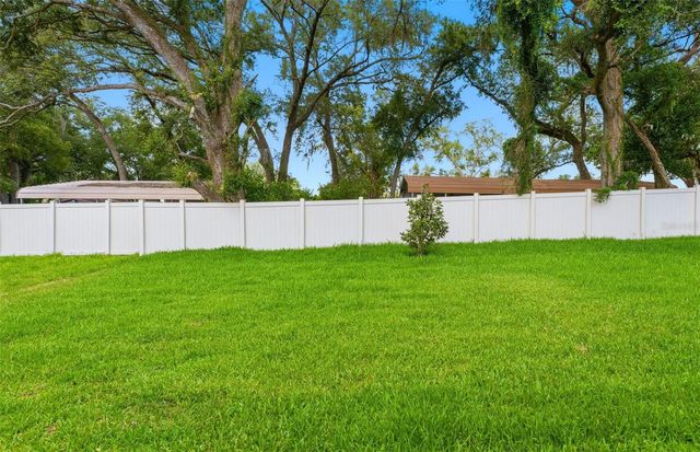 9821 REDWOOD HEIGHTS LOOP, Thonotosassa, FL 33592