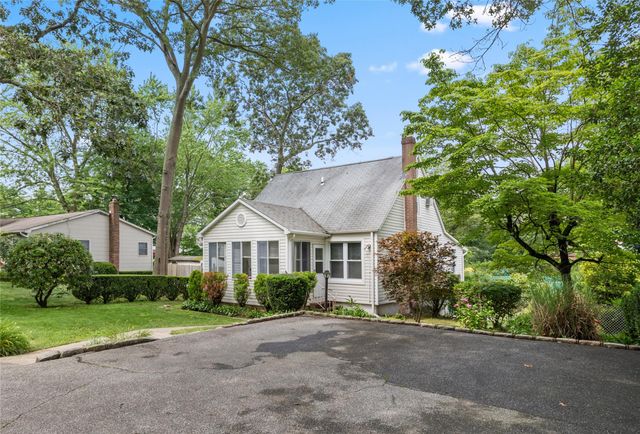 106 Belle Avenue, Ronkonkoma, NY 11779