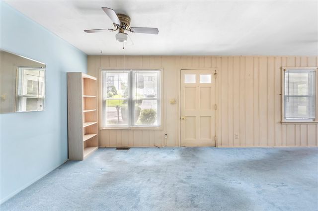 106 Belle Avenue, Ronkonkoma, NY 11779