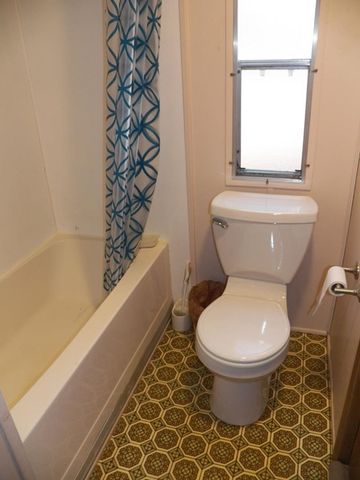 520 Green Mountain Road, Effingham, NH 03882