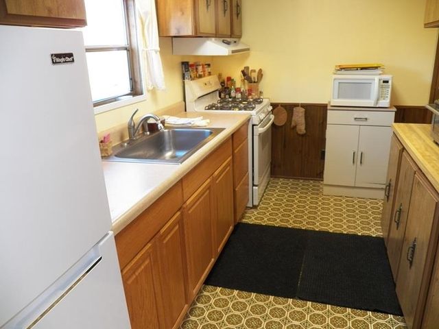 520 Green Mountain Road, Effingham, NH 03882