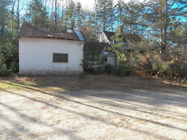 520 Green Mountain Road, Effingham, NH 03882