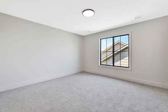 12369 E Woodspring Ct, Wichita, KS 67226
