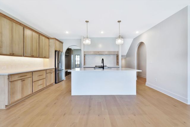 12369 E Woodspring Ct, Wichita, KS 67226