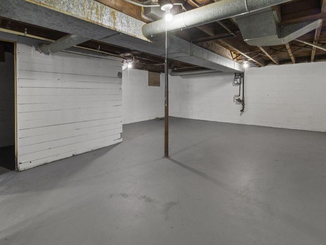 2558 N 24TH STREET, Milwaukee, WI 53206