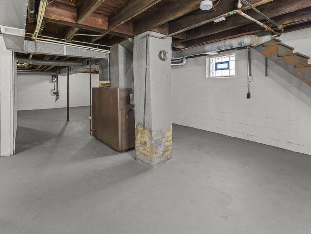 2558 N 24TH STREET, Milwaukee, WI 53206