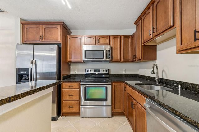 9481 HIGHLAND OAK DRIVE 814, Tampa, FL 33647