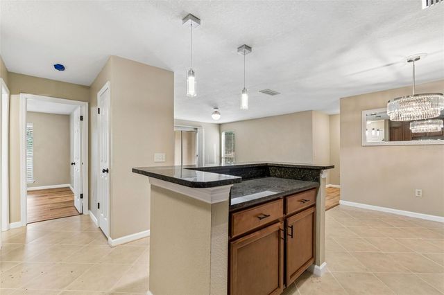 9481 HIGHLAND OAK DRIVE 814, Tampa, FL 33647