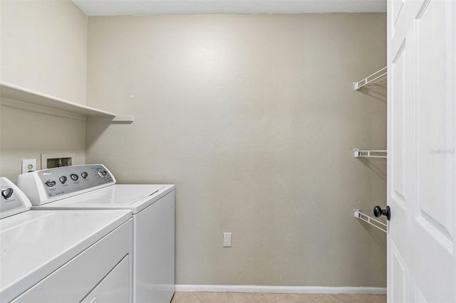 9481 HIGHLAND OAK DRIVE 814, Tampa, FL 33647