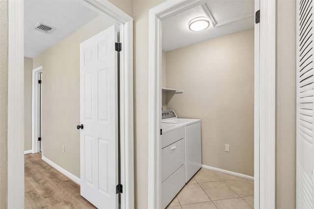 9481 HIGHLAND OAK DRIVE 814, Tampa, FL 33647