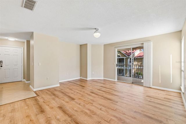 9481 HIGHLAND OAK DRIVE 814, Tampa, FL 33647