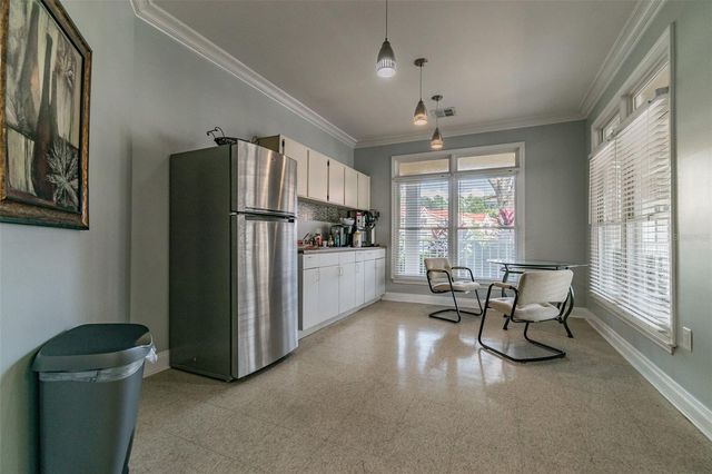 9481 HIGHLAND OAK DRIVE 814, Tampa, FL 33647