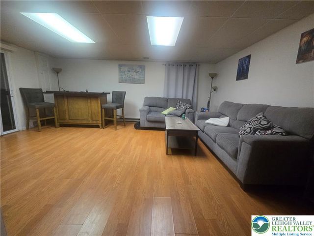 816 East Lexington Street, Salisbury Twp, PA 18103