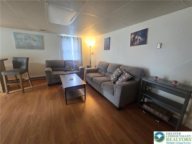 816 East Lexington Street, Salisbury Twp, PA 18103