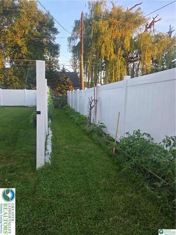 816 East Lexington Street, Salisbury Twp, PA 18103