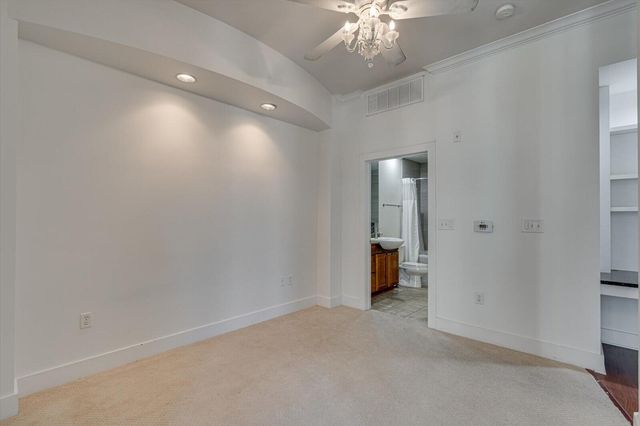 129 Walnut Street Unit 212, Chattanooga, TN 37403