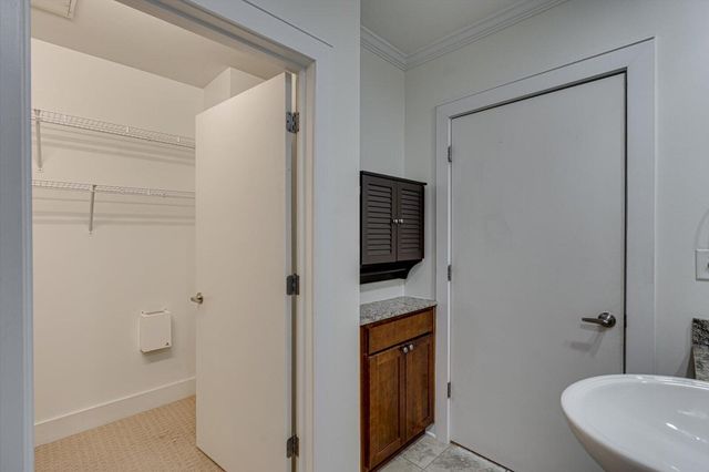 129 Walnut Street Unit 212, Chattanooga, TN 37403