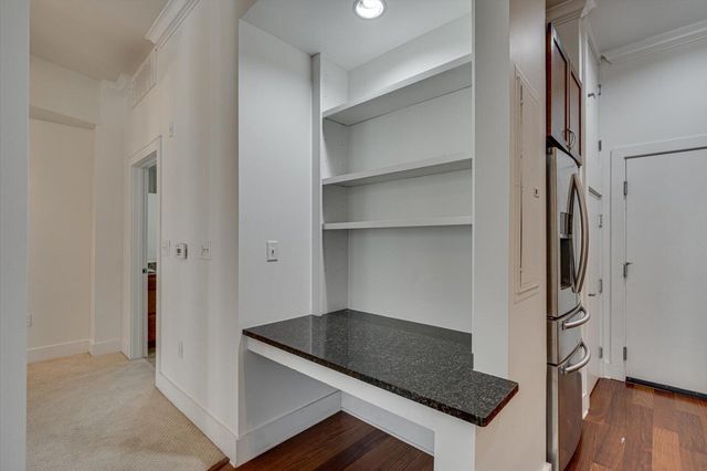 129 Walnut Street Unit 212, Chattanooga, TN 37403