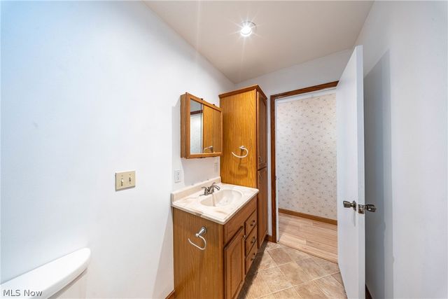 2481 Meadowview Drive, Parkersburg, WV 26104
