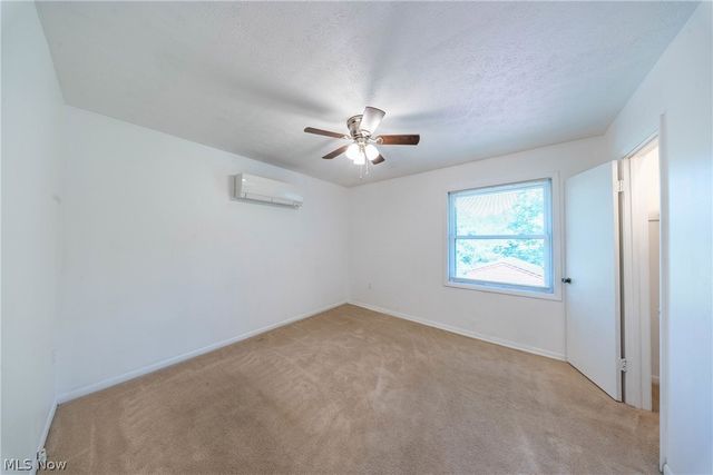 2481 Meadowview Drive, Parkersburg, WV 26104