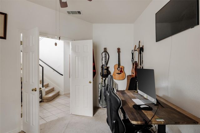 10008 Anahuac TRL, Austin, TX 78747