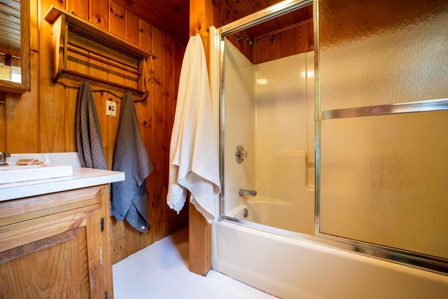 26 Don Gerry Road, Bristol, NH 03222