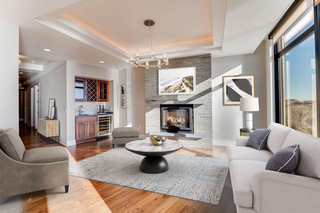 2622 W Lake Street 609, Minneapolis, MN 55416