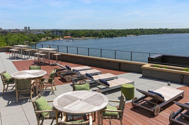 2622 W Lake Street 609, Minneapolis, MN 55416