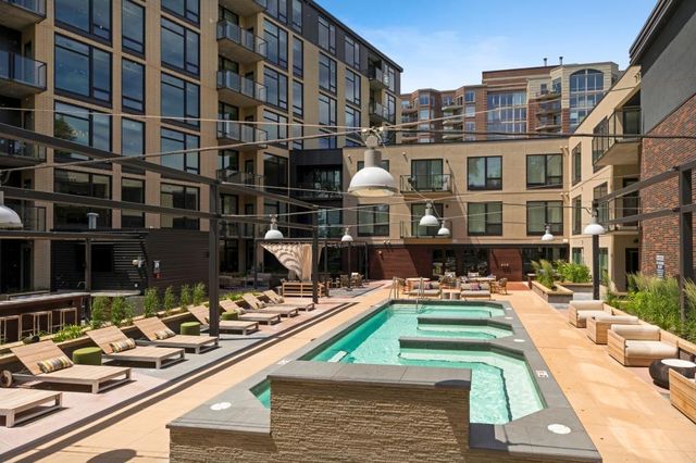 2622 W Lake Street 609, Minneapolis, MN 55416