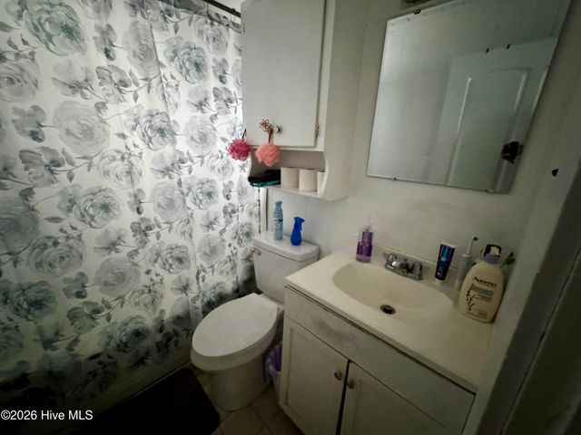 605 Dixon Street, Kinston, NC 28501