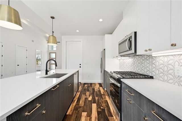 3404 Thomas Kincheon ST 2, Austin, TX 78745