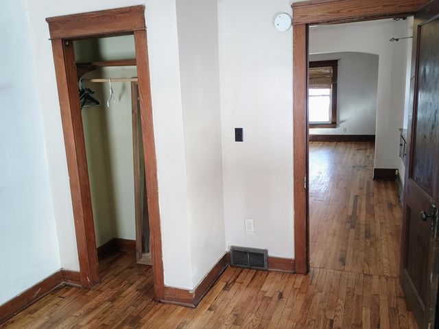 212 N Magnolia Avenue, Lansing, MI 48912