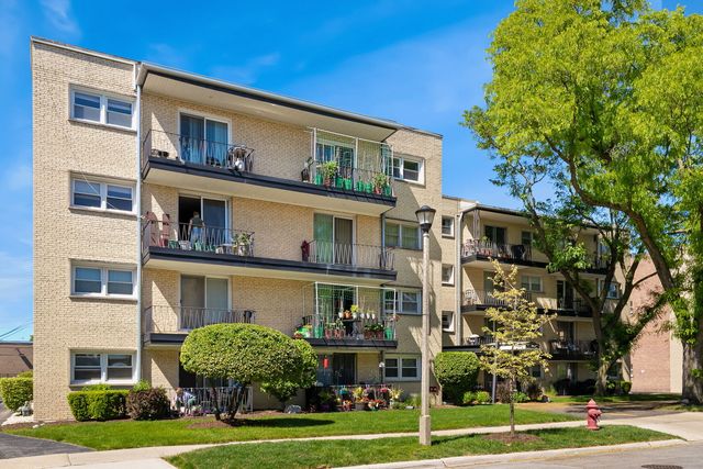 5214 Galitz Street 205, Skokie, IL 60077