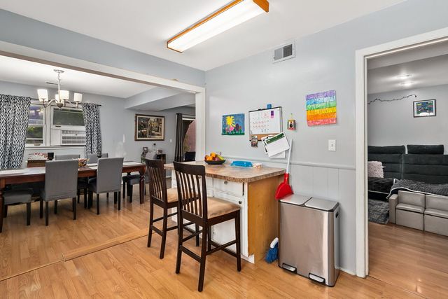5214 Galitz Street 205, Skokie, IL 60077