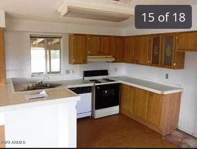 15487 S Black Mountain Road, Mayer, AZ 86333