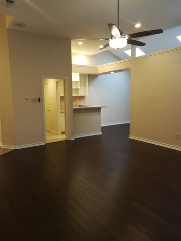 1211 Oriental Avenue, Arlington, TX 76011