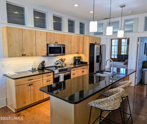 14 Abbey Row Apt 2A, Beaufort, SC 29906