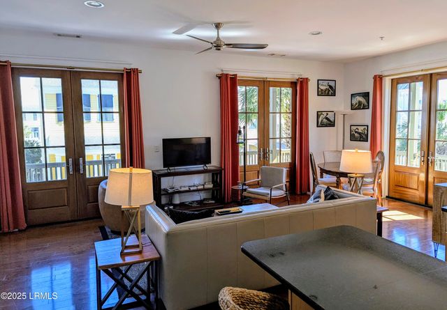 14 Abbey Row Apt 2A, Beaufort, SC 29906